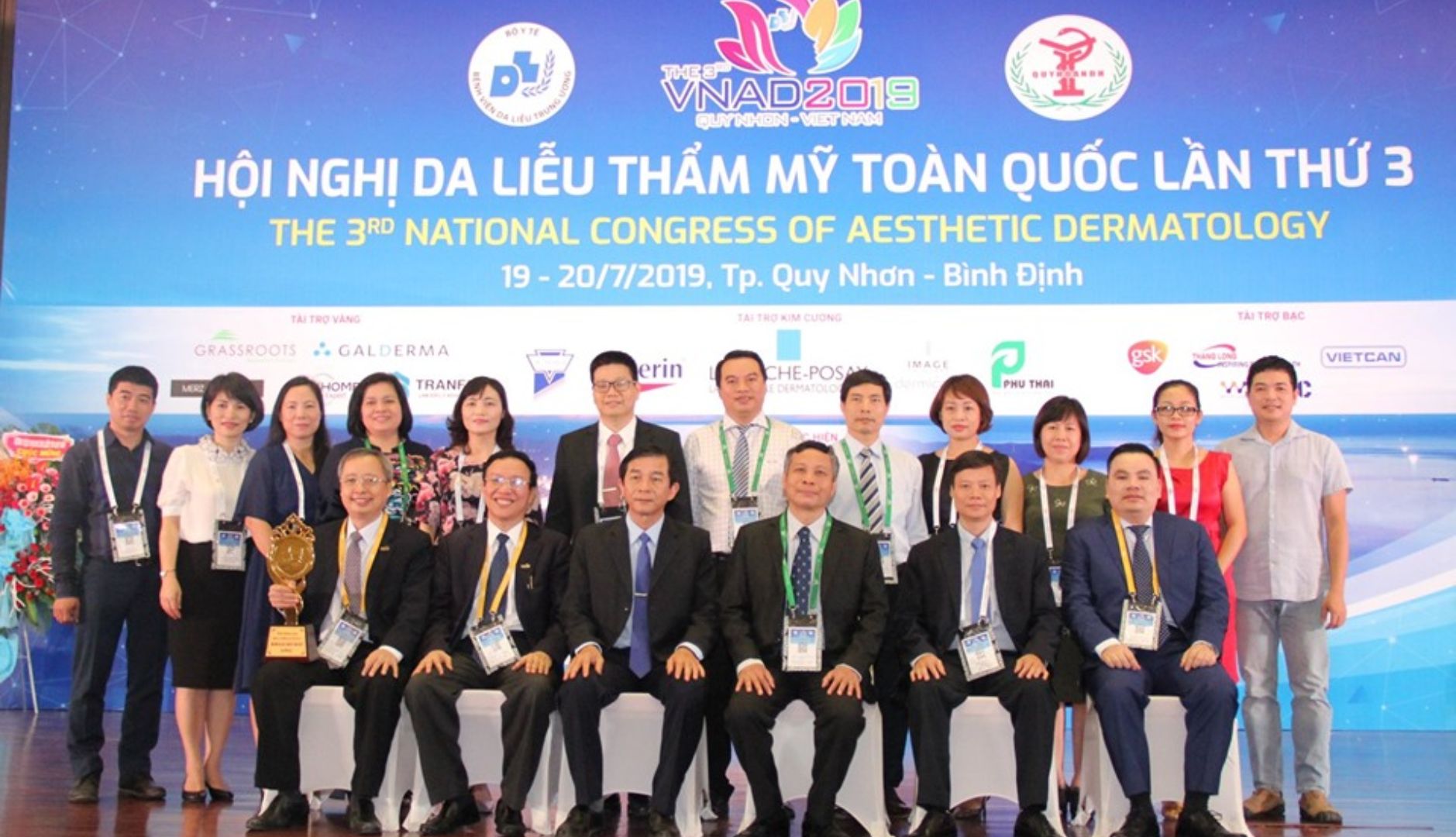 Công ty TNHH Dược Mỹ Phẩm Sen Vàng cùng công ty GSV THAM ' DA LIỄU THẨM MĨ QUỐC TẾ TOÀN QUỐC LẦN THỨ 3' 